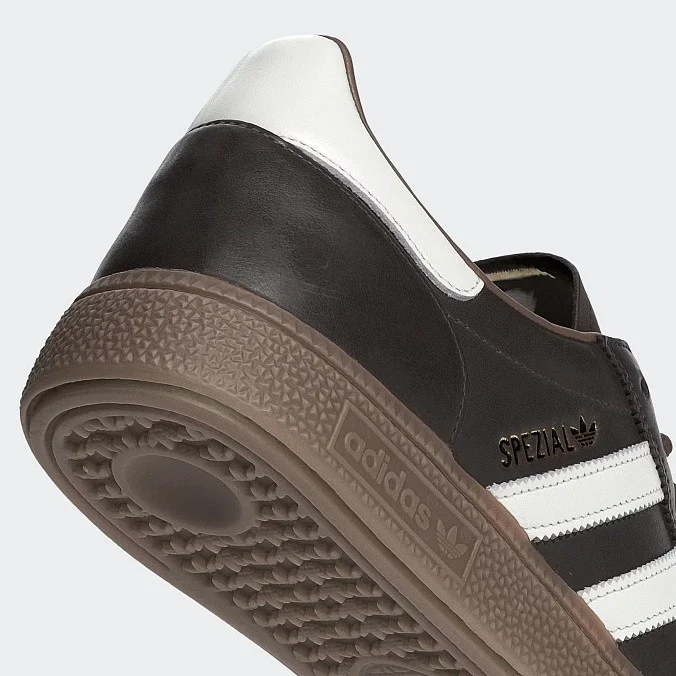 Кроссовки adidas Originals Handball Spezial Brown/Core White/Earth Strata