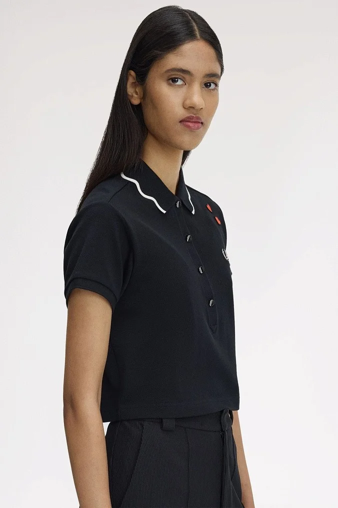 Рубашка поло женская Fred Perry Scalloped Trim Polo Shirt