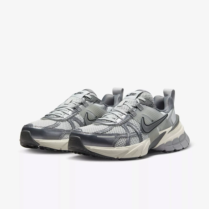 Кроссовки женские Nike V2K Run Pure Platinum/Wolf Grey